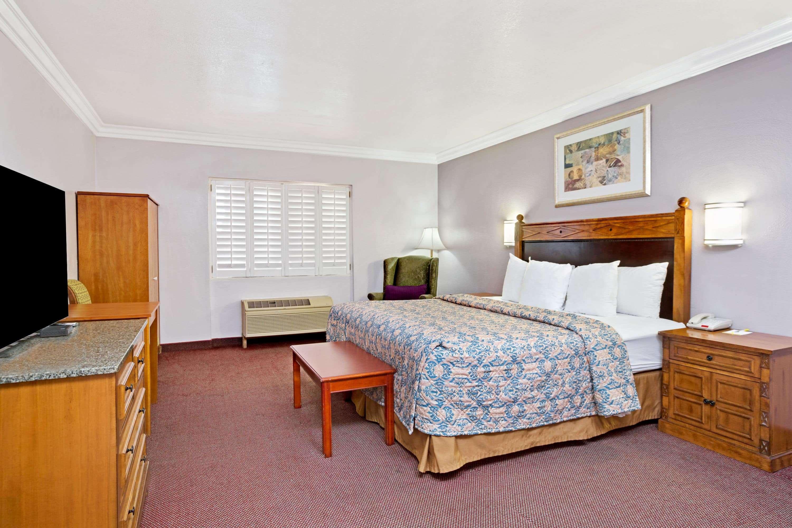 Days Inn By Wyndham West Covina Ngoại thất bức ảnh