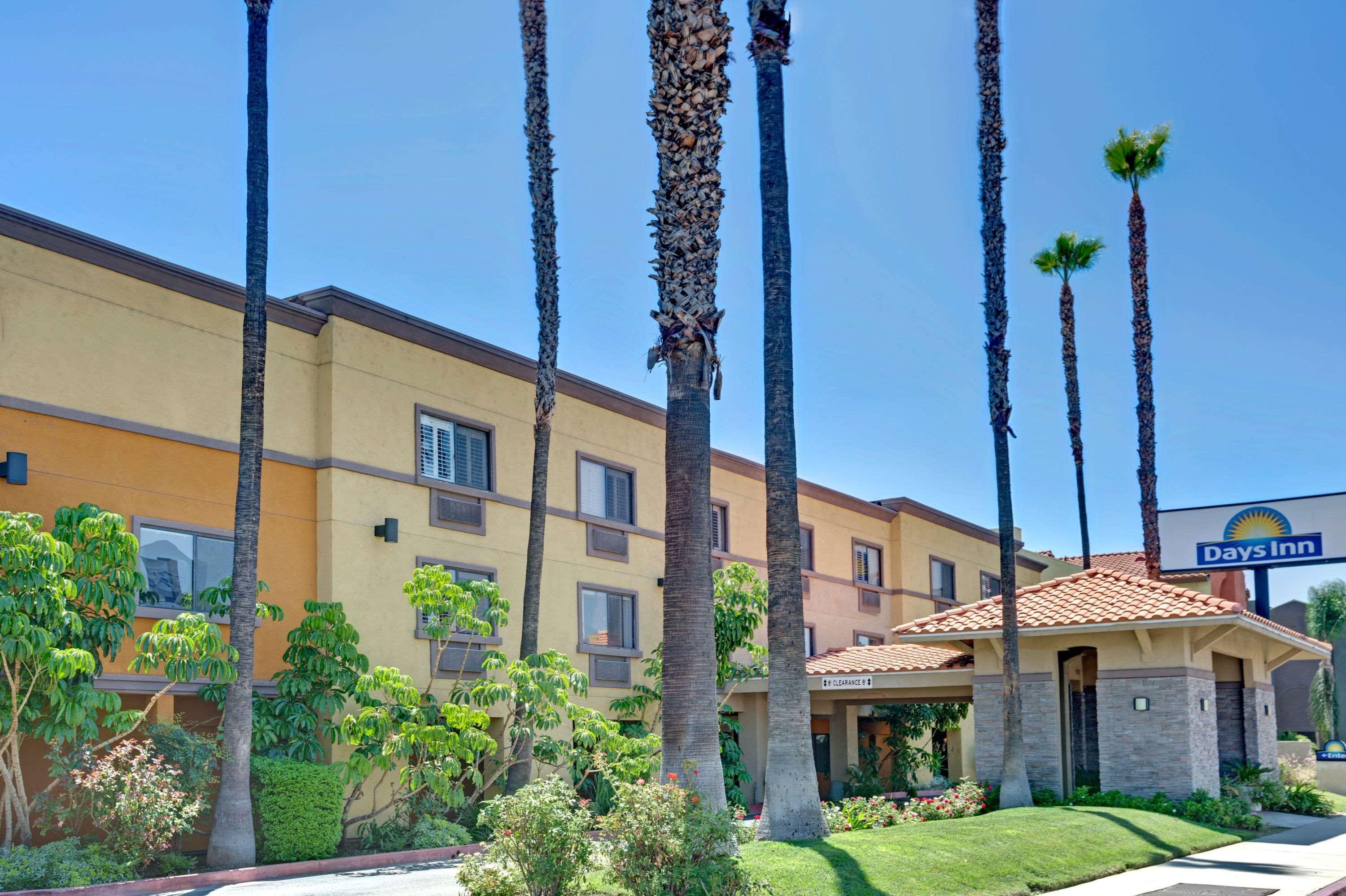 Days Inn By Wyndham West Covina Ngoại thất bức ảnh