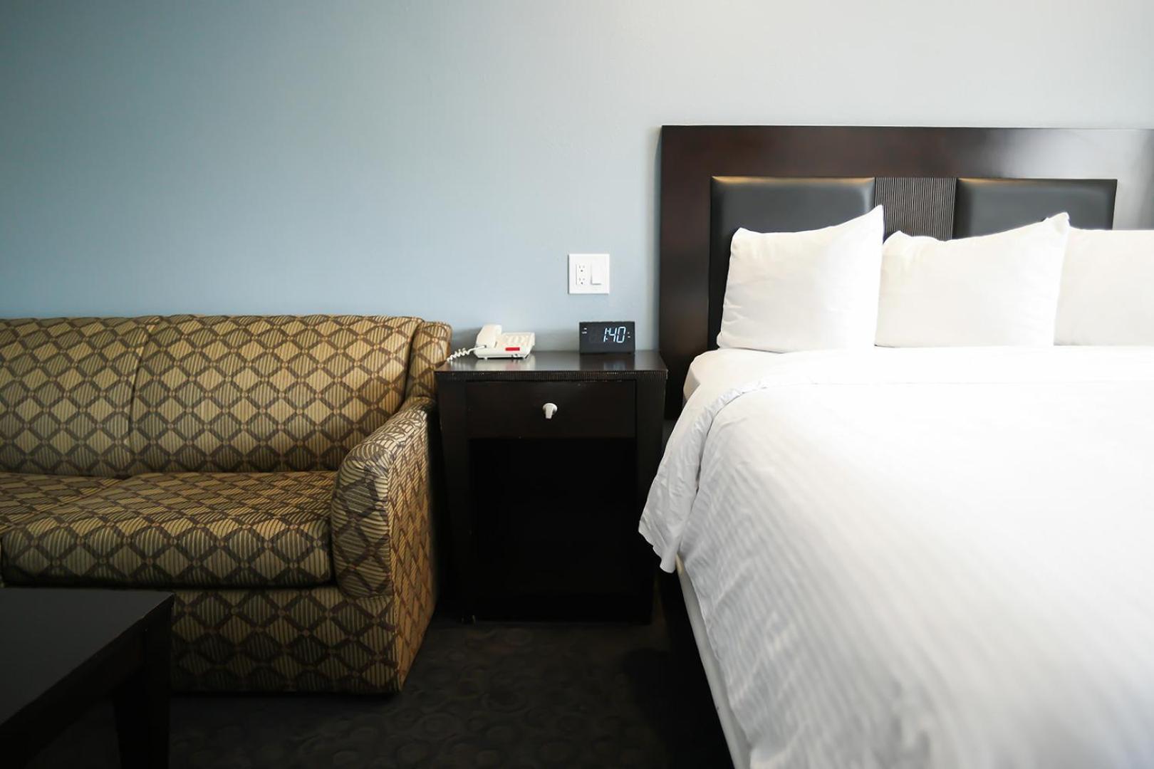 Days Inn By Wyndham West Covina Ngoại thất bức ảnh