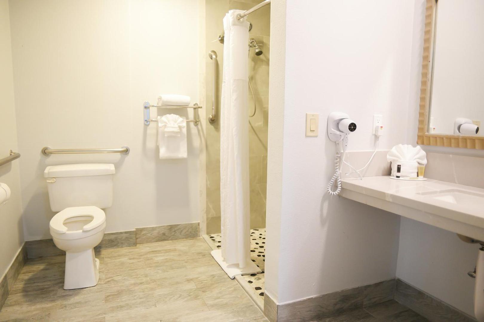 Days Inn By Wyndham West Covina Ngoại thất bức ảnh